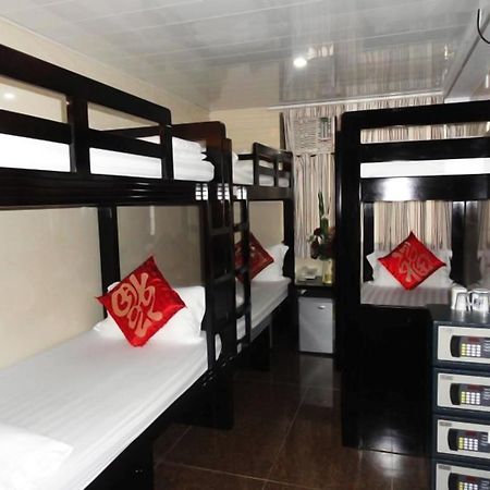 Paris Guest House Hong Kong Exterior photo