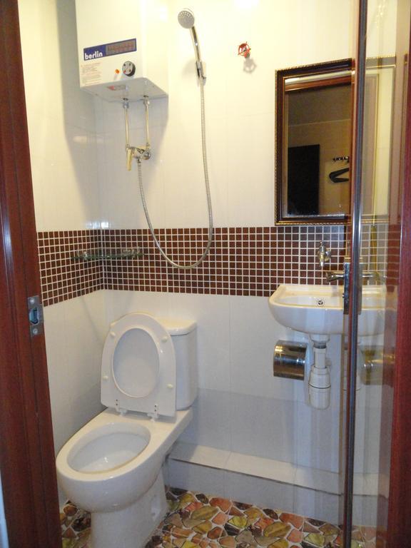 Paris Guest House Hong Kong Exterior photo